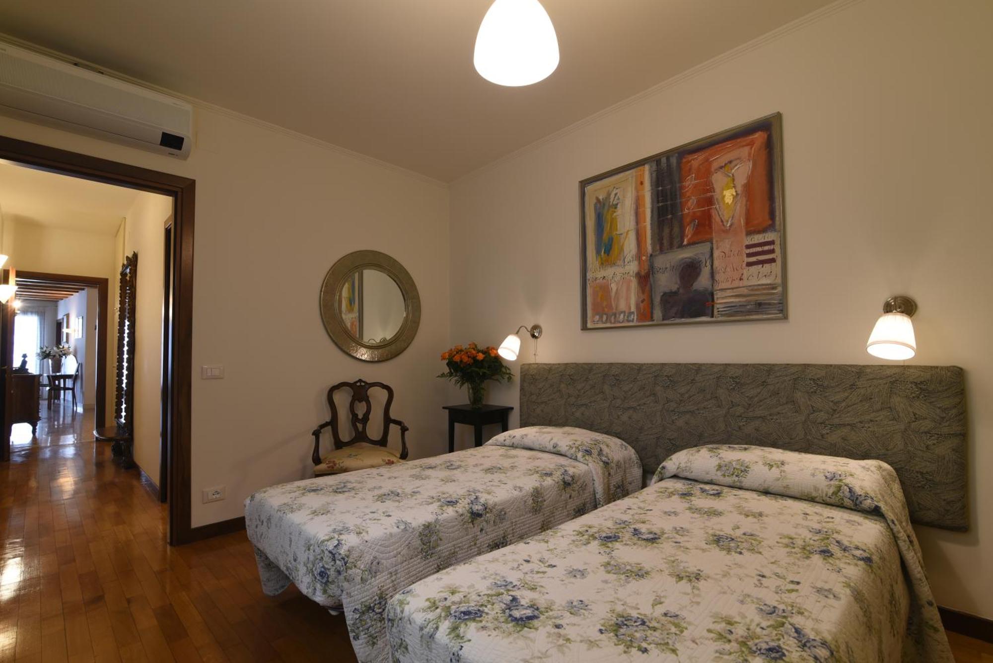 Padovaresidence Apartments - Vista Piazza Delle Erbe E Palazzo Della Ragione エクステリア 写真